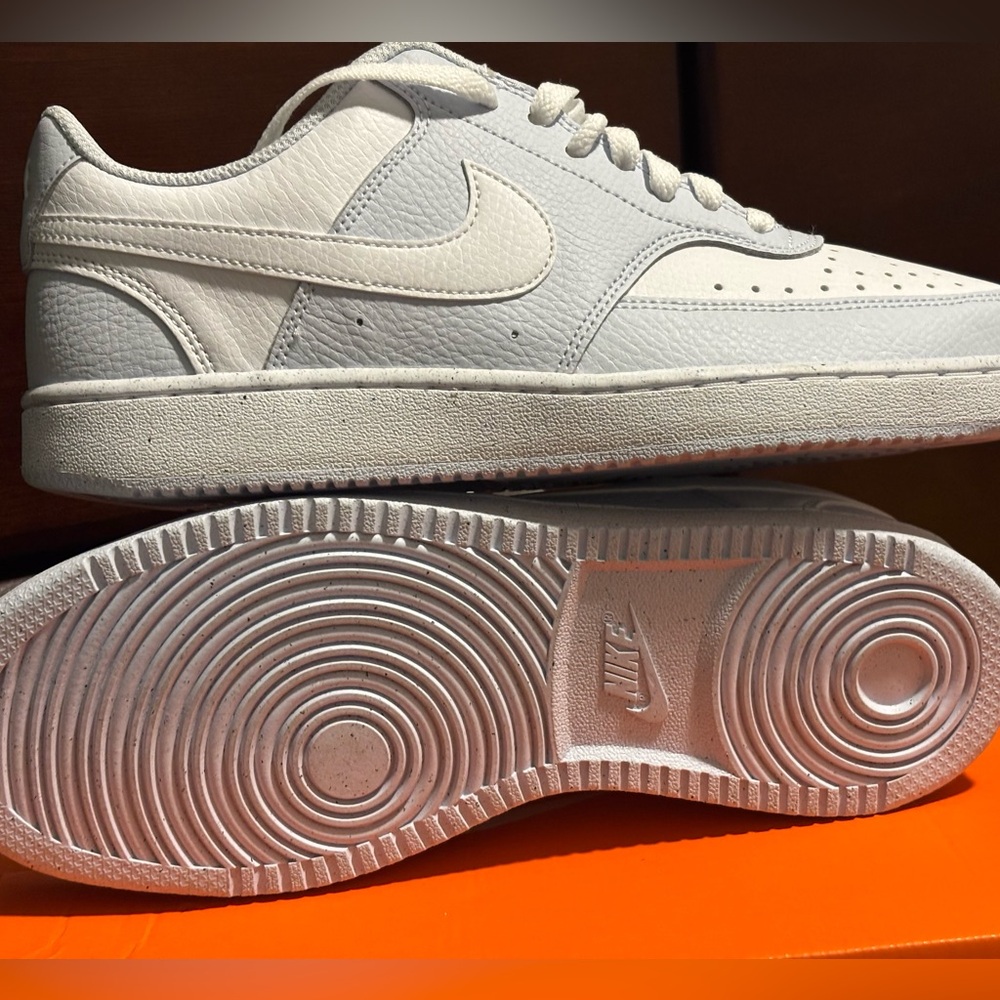 WOMENS COURT VISION LOW SNEAKER